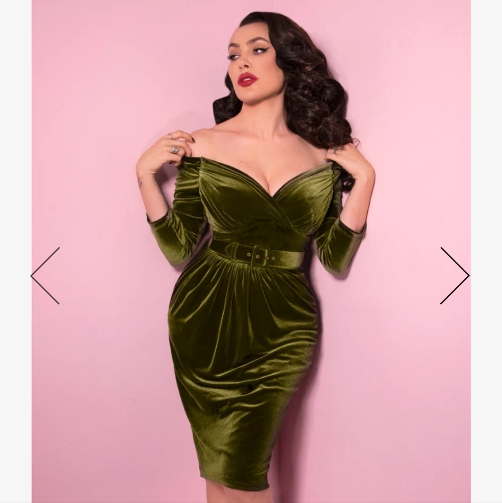 Vixen by micheline pitt olive green starlet wiggle velvet dress